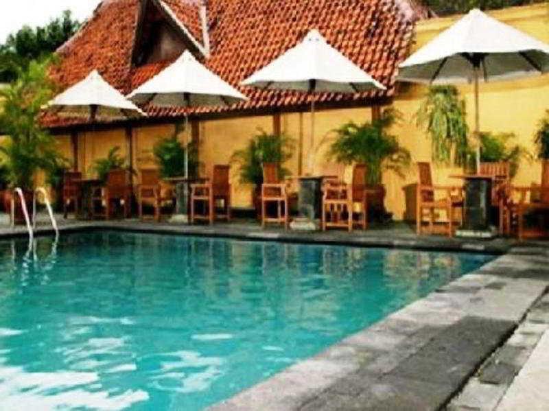 Hotel Mutiara Malioboro Yogyakarta Dış mekan fotoğraf