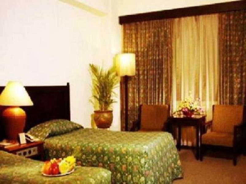 Hotel Mutiara Malioboro Yogyakarta Dış mekan fotoğraf
