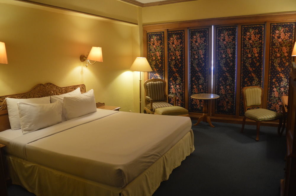 Hotel Mutiara Malioboro Yogyakarta Dış mekan fotoğraf