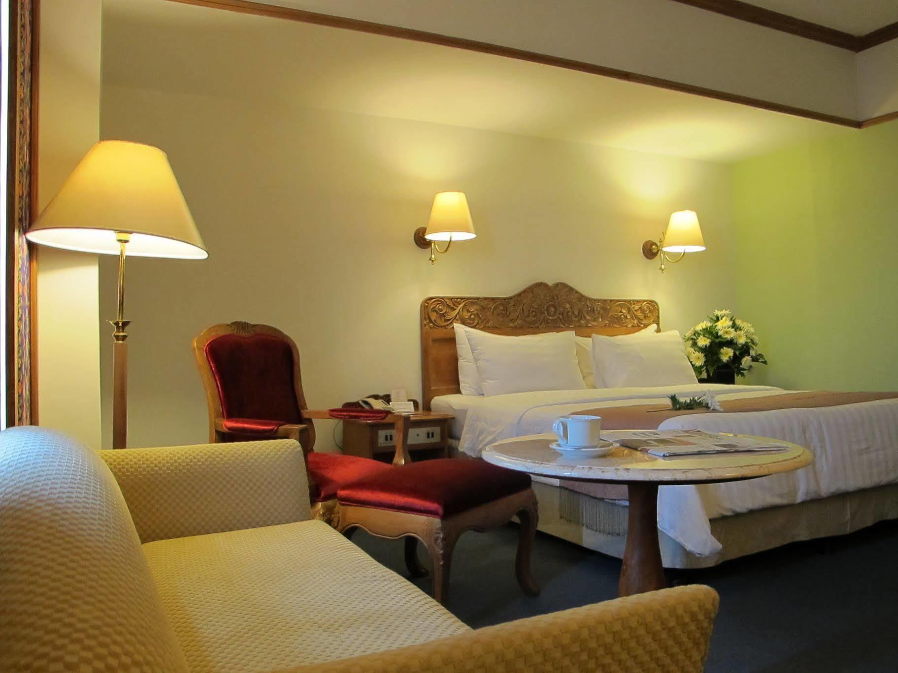 Hotel Mutiara Malioboro Yogyakarta Dış mekan fotoğraf