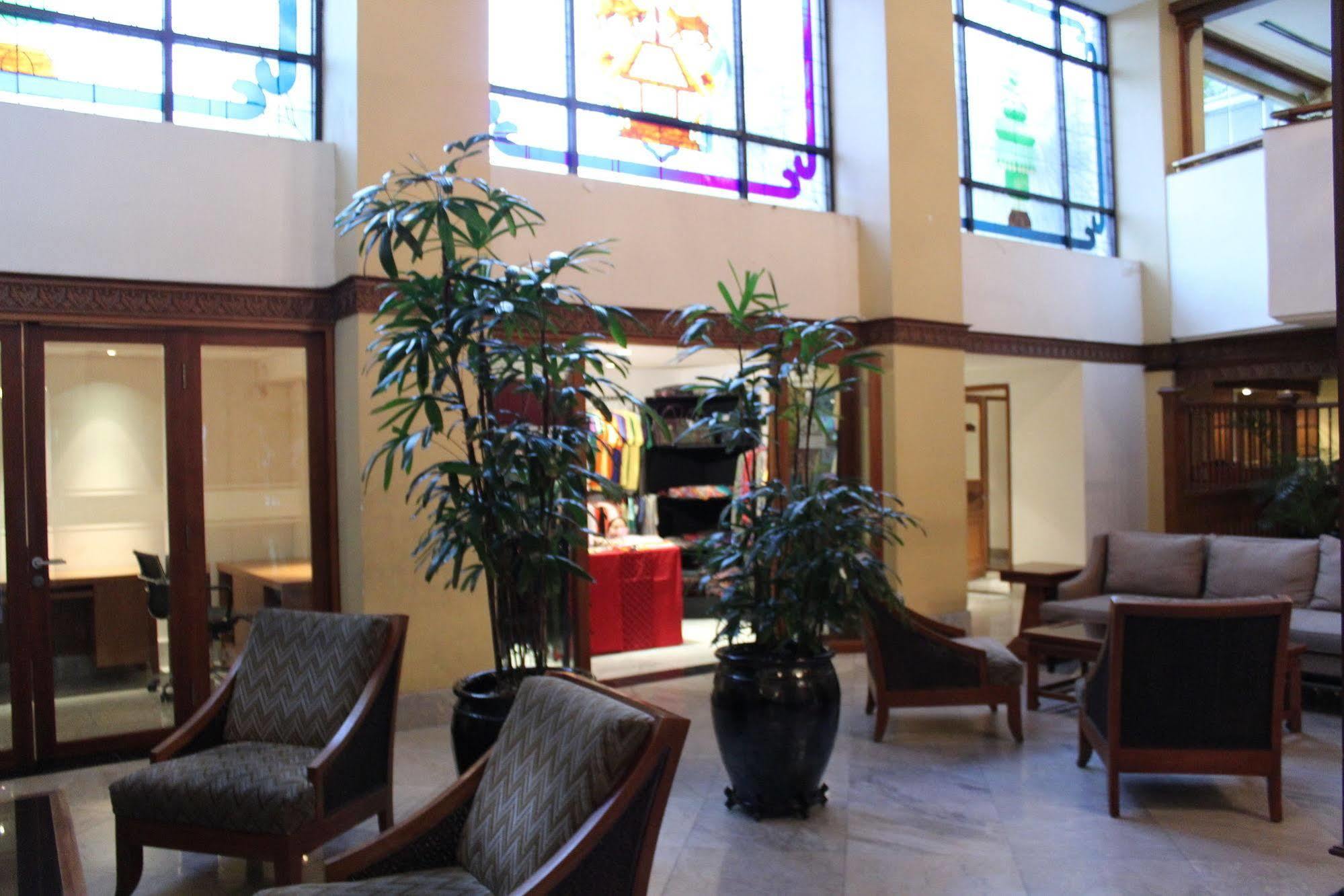 Hotel Mutiara Malioboro Yogyakarta Dış mekan fotoğraf
