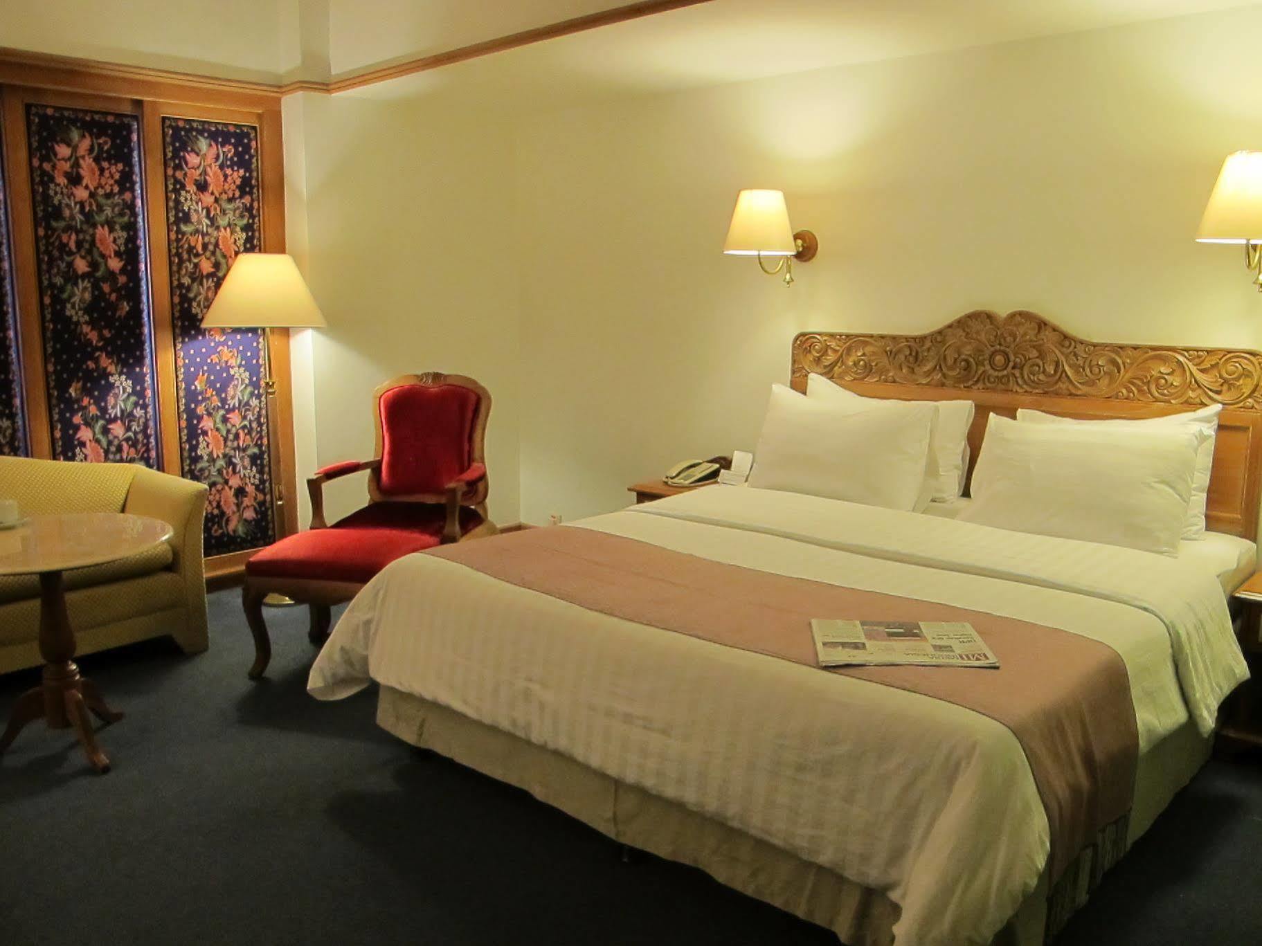 Hotel Mutiara Malioboro Yogyakarta Dış mekan fotoğraf