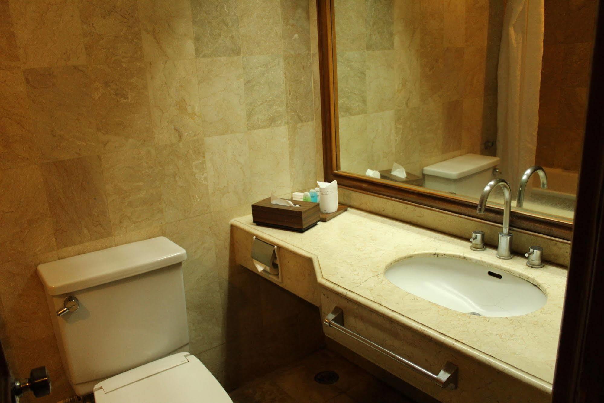 Hotel Mutiara Malioboro Yogyakarta Dış mekan fotoğraf