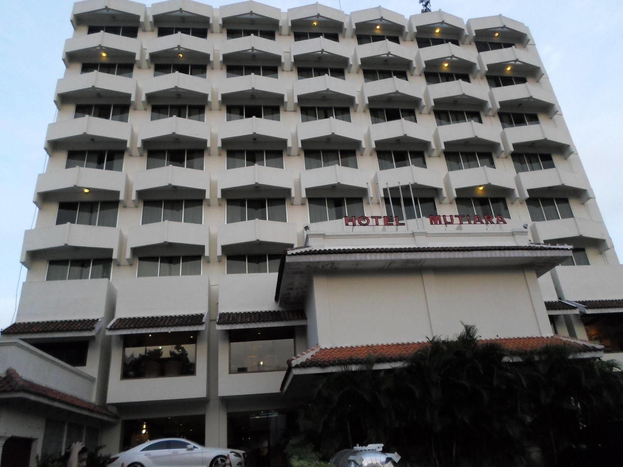 Hotel Mutiara Malioboro Yogyakarta Dış mekan fotoğraf