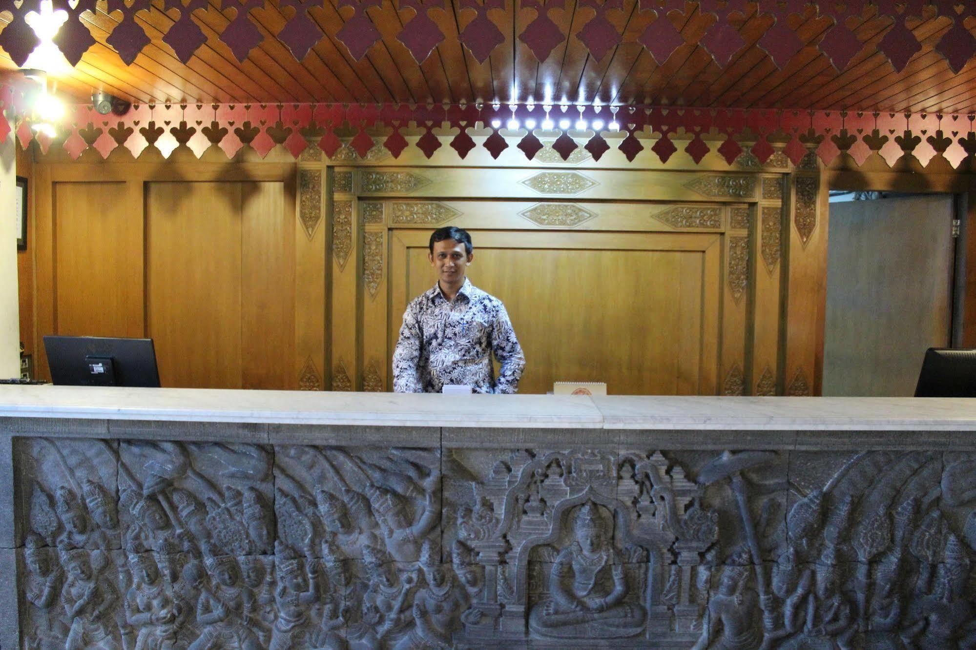 Hotel Mutiara Malioboro Yogyakarta Dış mekan fotoğraf