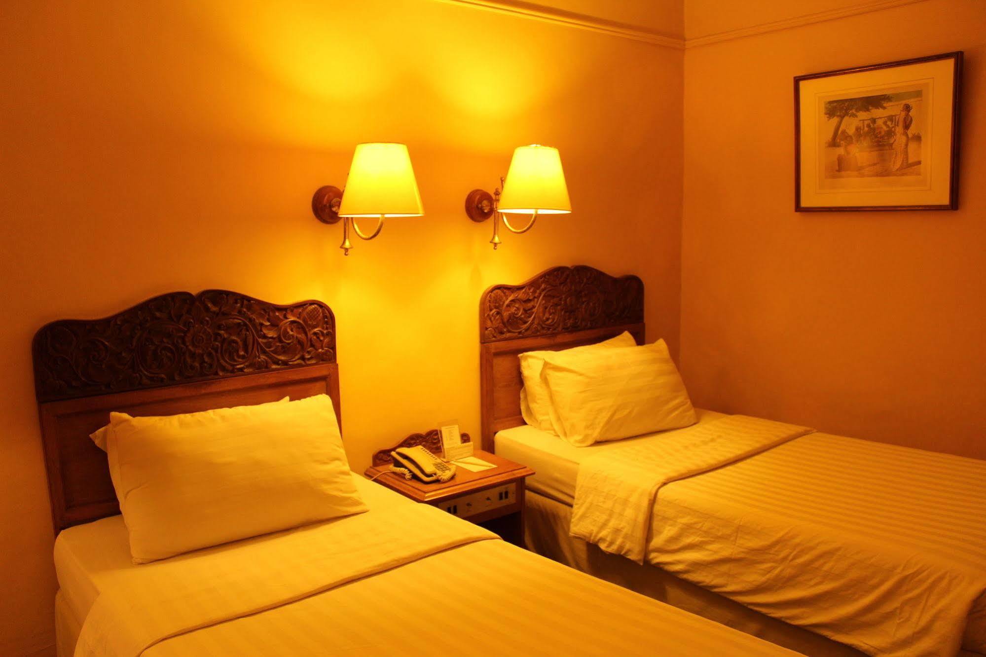 Hotel Mutiara Malioboro Yogyakarta Dış mekan fotoğraf